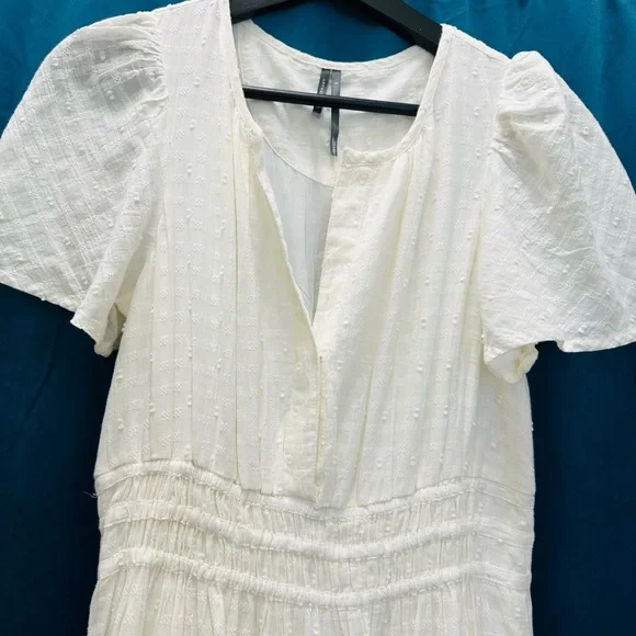 The Somerset Maxi Dress: Dobby Edition - Picture 7 of 9